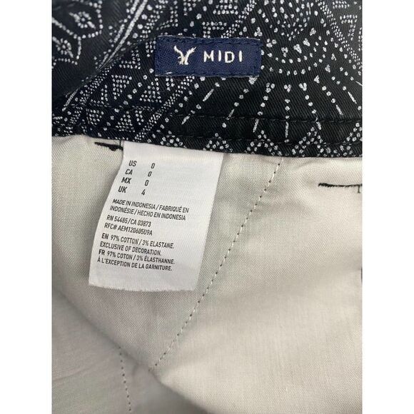 American Eagle Women's Midi Shorts Aztec Boho Stretch Print Black - Size 0 - Picture 4 of 7